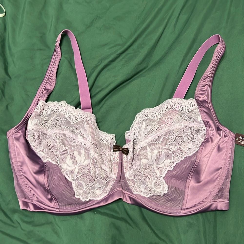 Adore me - 42H - NWT - violet lace bra